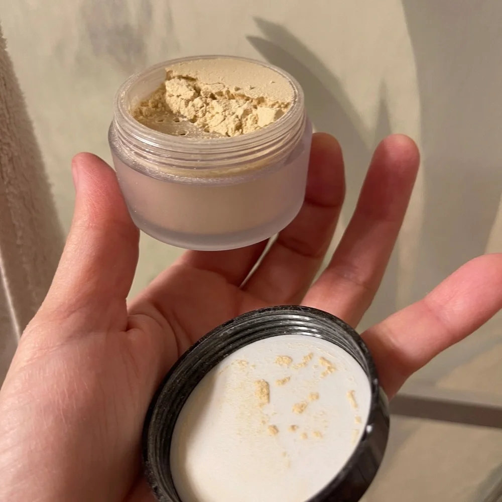 Laura Mercier translucent loose setting powder